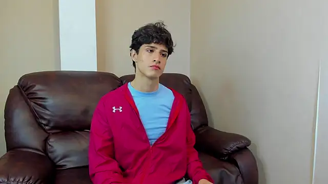 Snapshot of Xam_Collen chatting on 16, 12, 2025 Xam Collen online show from 16, 12, 2025