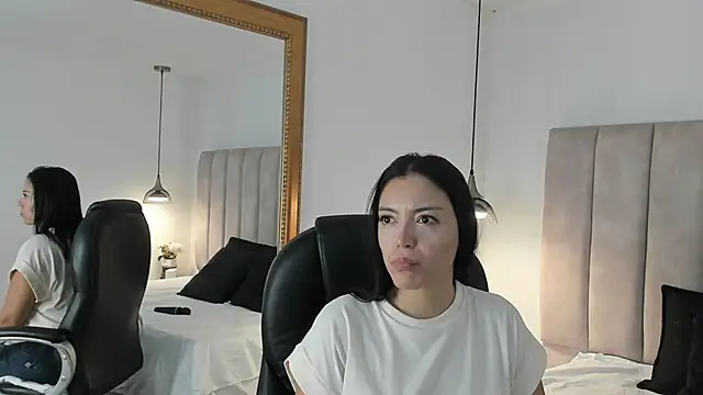 Megan-8 online show from 9, 4, 2026