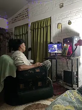 sky-wolves online show from 16, 9, 2025