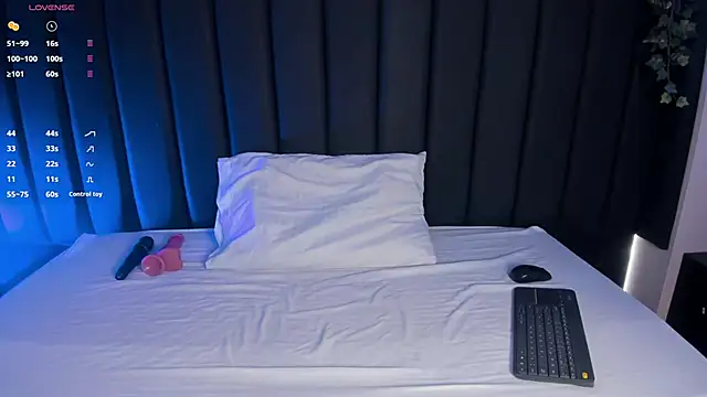 Cristina joy online show from 23, 10, 2025