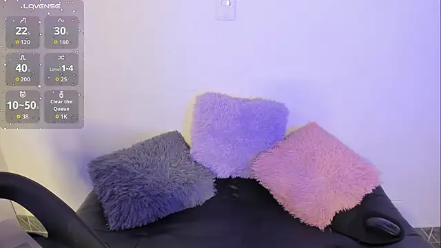 Cristina joy online show from 10, 4, 2026