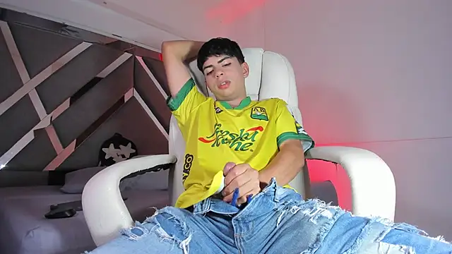 Peter chase online show from 18, 9, 2025