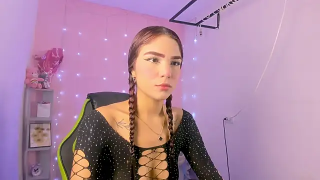 ashlysmith 01 online show from 6, 10, 2025