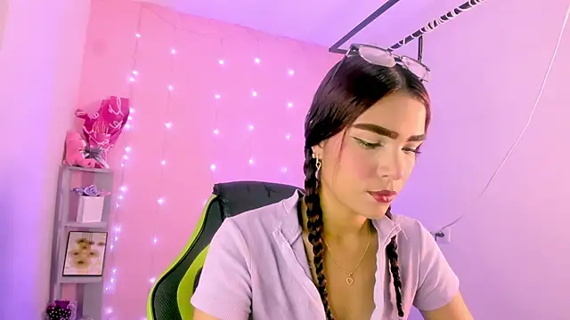 ashlysmith 01 online show from 4, 11, 2025