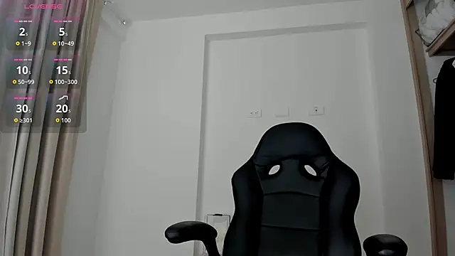 Biscuit oliva online show from 3, 10, 2025