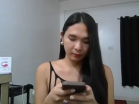 cumslut selena69 online show from 22, 5, 2026