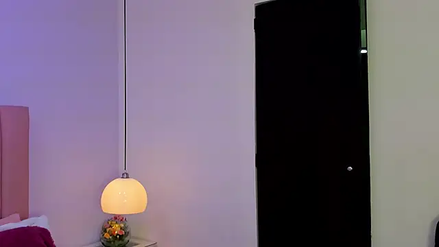 Amy Ferreira online show from 11, 10, 2025