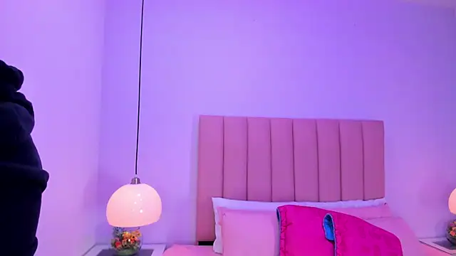 Amy Ferreira online show from 15, 10, 2025