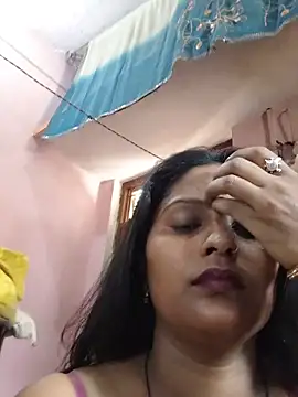 Jasmine Januja online show from 5, 6, 2026
