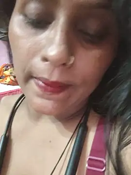 Jasmine Januja online show from 20, 6, 2026