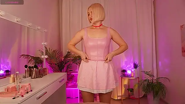 Amelia Wells online show from 13, 10, 2025