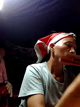 donna-bae online show from 13, 10, 2025