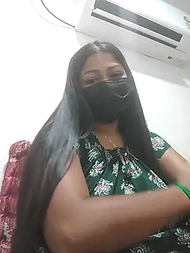 Snapshot of TAMIL_AMMUKUTTYY chatting on 19, 11, 2025 TAMIL AMMUKUTTYY online show from 19, 11, 2025