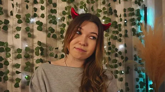 cheeky cherry juice online show from 1, 11, 2025