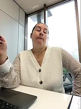 bichota85 online show from 2, 2, 2026