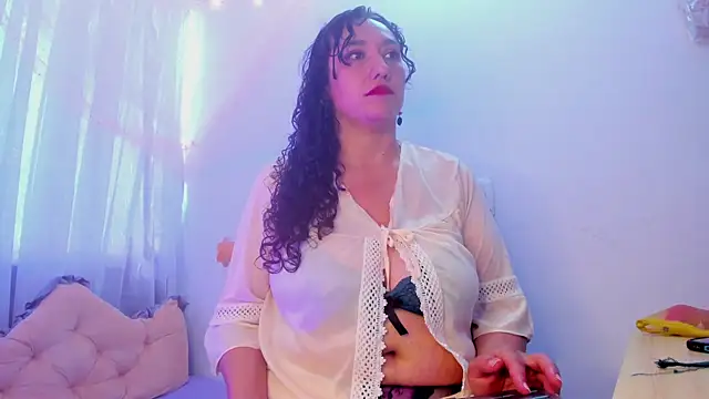 sharlot montalvo  online show from 6, 11, 2025