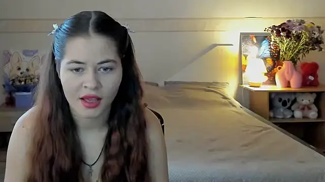 Snapshot of NicoleCollys chatting on 9, 10, 2025 NicoleCollys online show from 9, 10, 2025