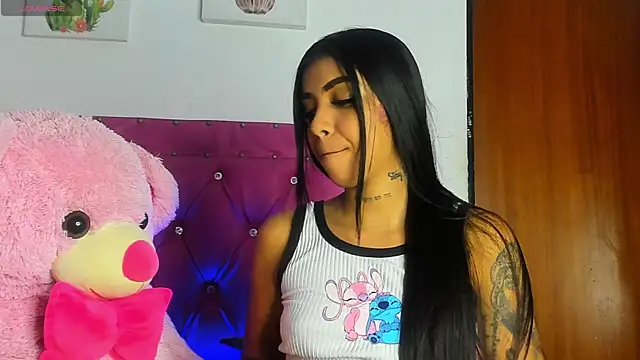 Snapshot of dahiiangomezz chatting on 3, 10, 2025 dahiiangomezz online show from 3, 10, 2025