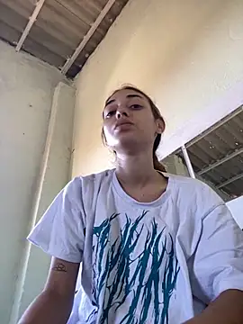 loirinhaaa online show from 6, 10, 2025