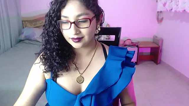 Gia Dior online show from 1, 10, 2025