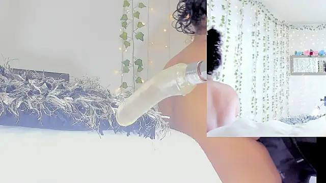 Ashley  Jones   online show from 27, 3, 2026