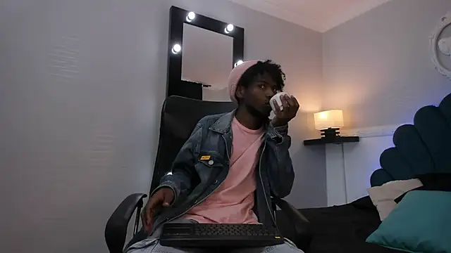 AllexJacob online show from 3, 10, 2025