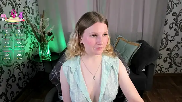  Velvet peach  online show from 20, 10, 2025