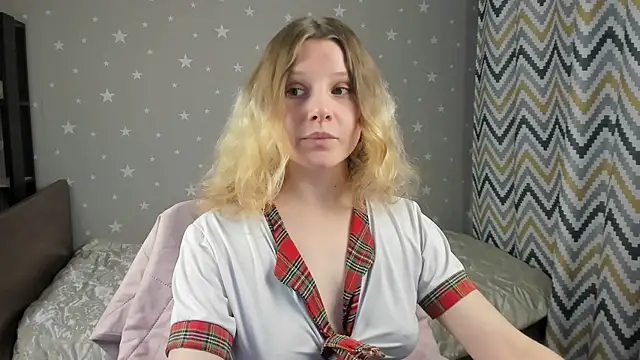  Velvet peach  online show from 4, 12, 2025