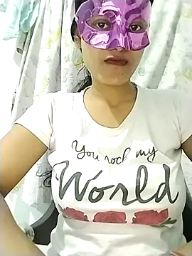 ms-naina online show from 8, 11, 2025