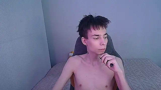Snapshot of adam_kpoy chatting on 5, 10, 2025 adam kpoy online show from 5, 10, 2025