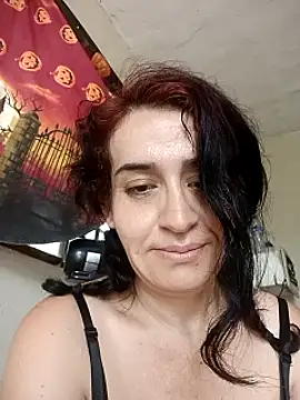 nailylol online show from 25, 7, 2026