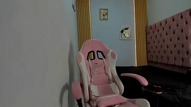 Naomis 35 online show from 9, 10, 2025