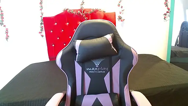 cristal1609 online show from 12, 11, 2025