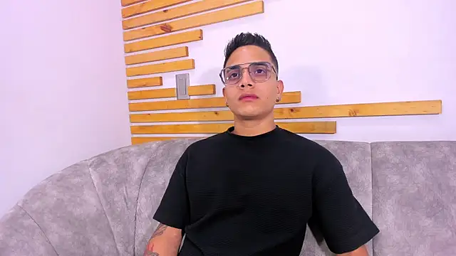 Snapshot of axel_vega chatting on 7, 10, 2025 axel vega online show from 7, 10, 2025
