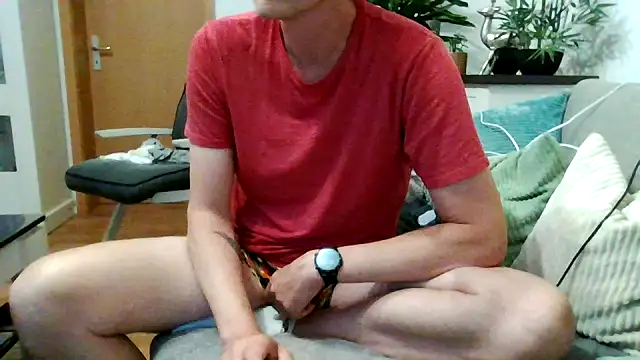 Snapshot of pup_benji chatting on 5, 6, 2026 pup benji online show from 5, 6, 2026