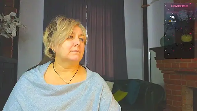 Marta Wils online show from 30, 10, 2025