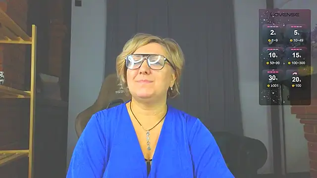 Marta Wils online show from 25, 11, 2025