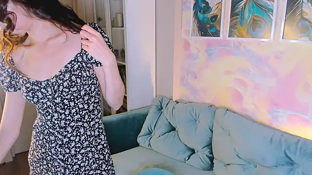 nancy posh online show from 25, 9, 2025