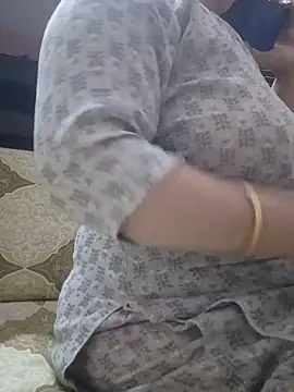 Snapshot of Jeya_thakur chatting on 7, 7, 2026 Jeya thakur online show from 7, 7, 2026
