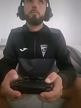 Snapshot of ismaelmaldonado1988 chatting on 4, 11, 2025 ismaelmaldonado1988 online show from 4, 11, 2025