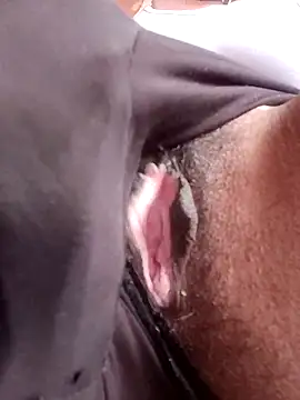 Snapshot of sweet_simmi chatting on 18, 11, 2025 sweet simmi online show from 18, 11, 2025