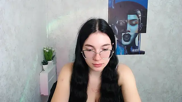 Snapshot of MiraBabe_ chatting on 2, 10, 2025 MiraBabe online show from 2, 10, 2025