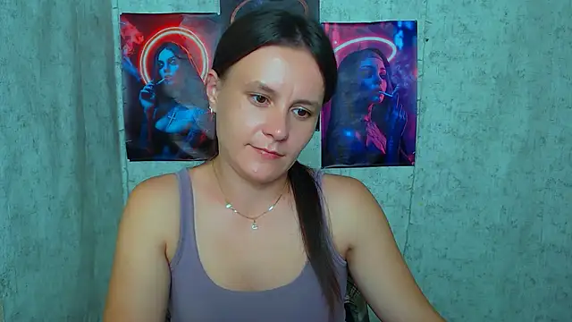 Snapshot of EvelinaMiss_ chatting on 19, 9, 2025 EvelinaMiss online show from 19, 9, 2025