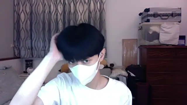 kai101010 online show from 3, 12, 2025