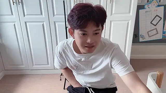 xlong00099 online show from 20, 9, 2025