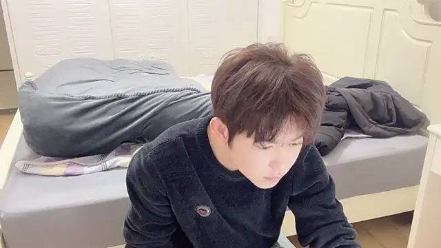 xlong00099 online show from 25, 11, 2025