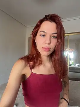 Snapshot of MollyXoXo chatting on 16, 7, 2026 MollyXoXo online show from 16, 7, 2026
