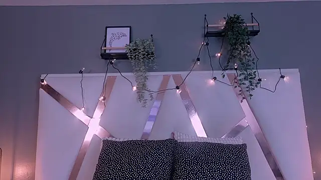 Snapshot of KeendraFox_ chatting on 26, 9, 2025 KeendraFox online show from 26, 9, 2025