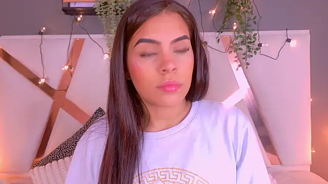 Snapshot of KeendraFox_ chatting on 29, 9, 2025 KeendraFox online show from 29, 9, 2025