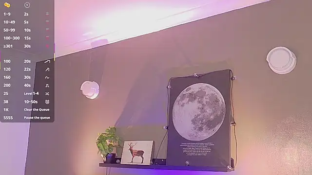 Snapshot of KeendraFox_ chatting on 14, 10, 2025 KeendraFox online show from 14, 10, 2025